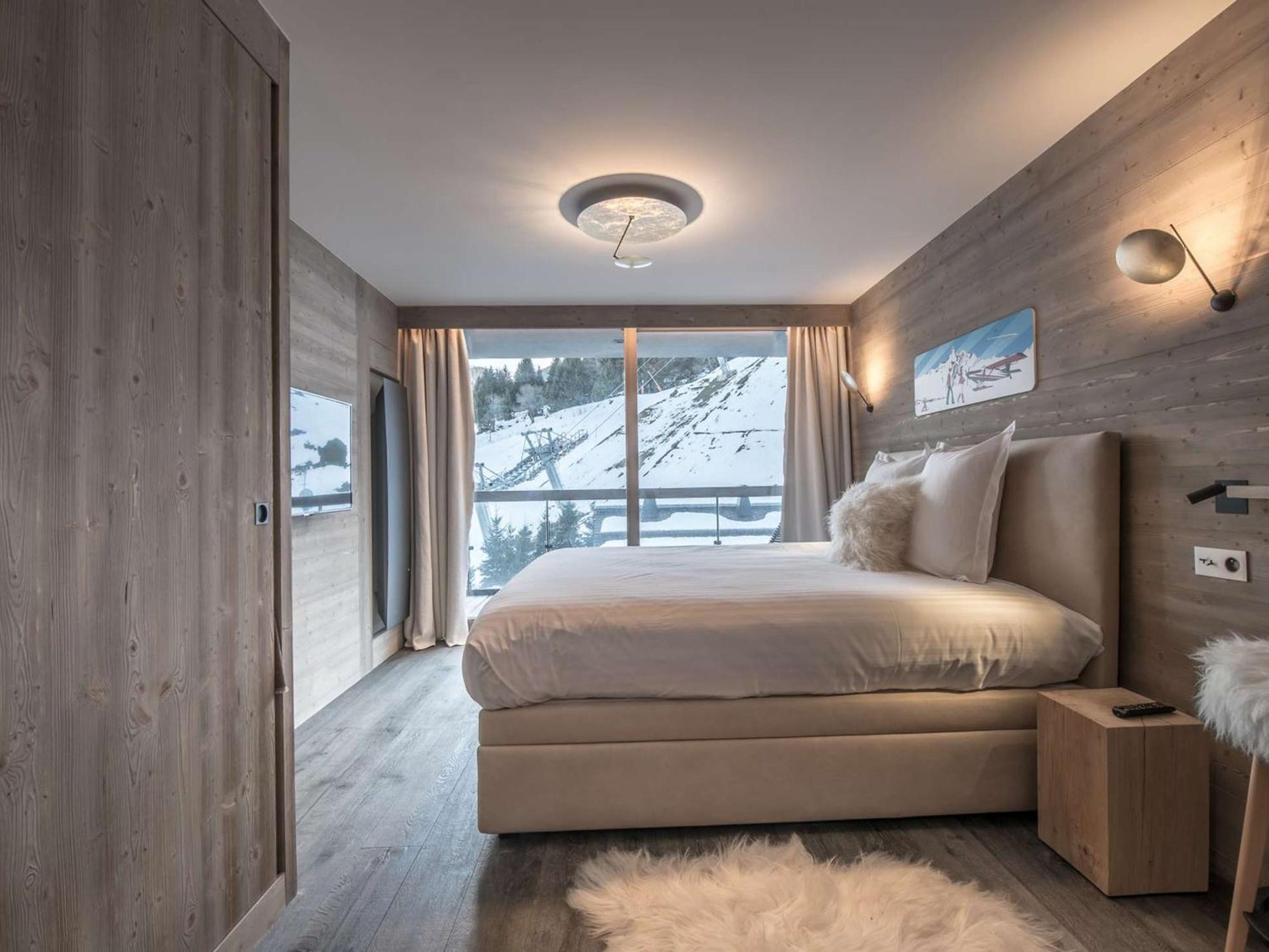 76m², 6-7 Pers, Village, Pied Des Pistes, Centre, Balcon, Spa, Parking, Wi-fi. - Fr-1-631-202 * Courchevel